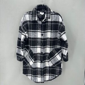 Evereve Black White Plaid Fuzzy Shacket Jacket Oversized Size S Athleisure Chore